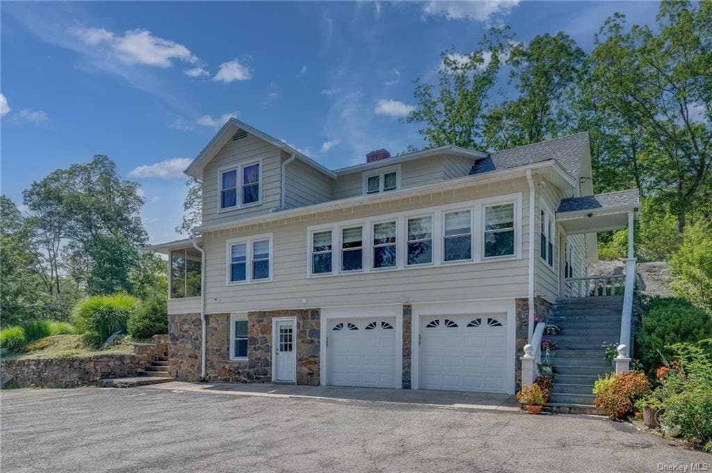 805 Hanover Street photo 1
