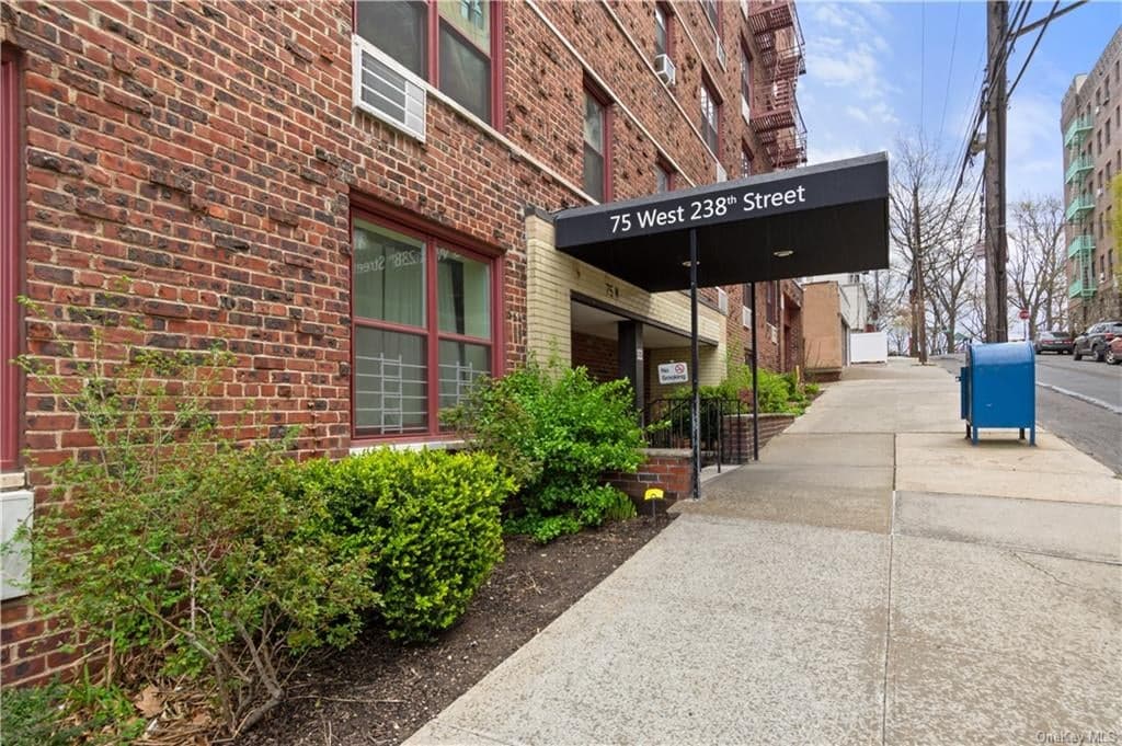 75 W 238 Street Unit: 7A photo 1