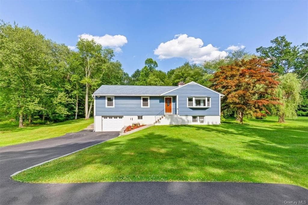 14 Gilbert Lane photo 1