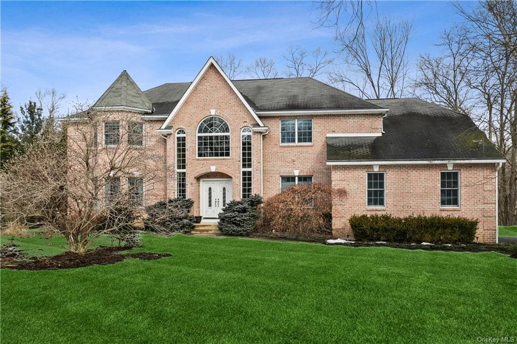 10 Zeck Court photo 1