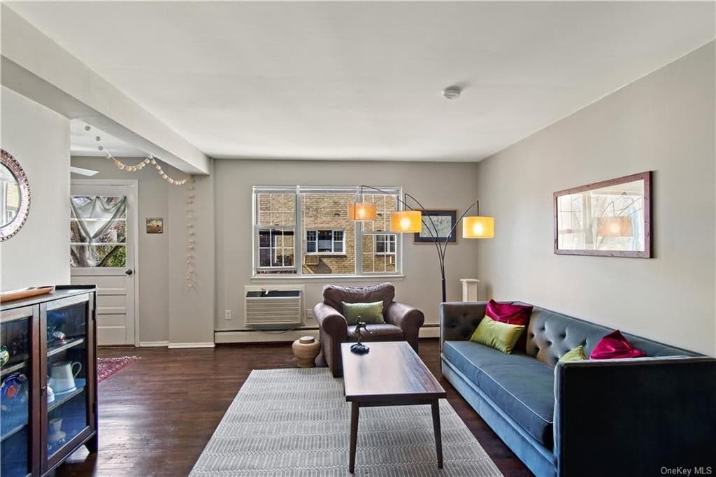 445 Broadway Unit: 3F photo 1