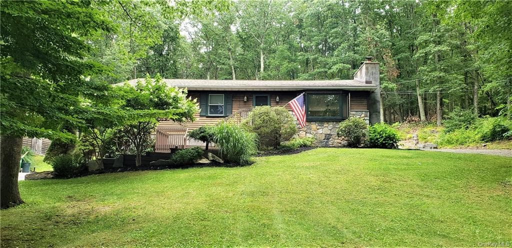66 Blueberry Lane photo 1