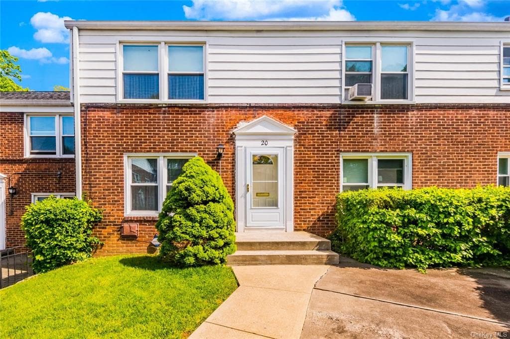 20 Hilltop Acres Unit: 20, Yonkers