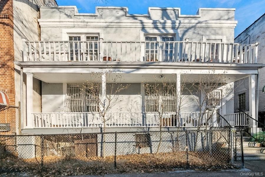 1240 Rosedale Avenue photo 1