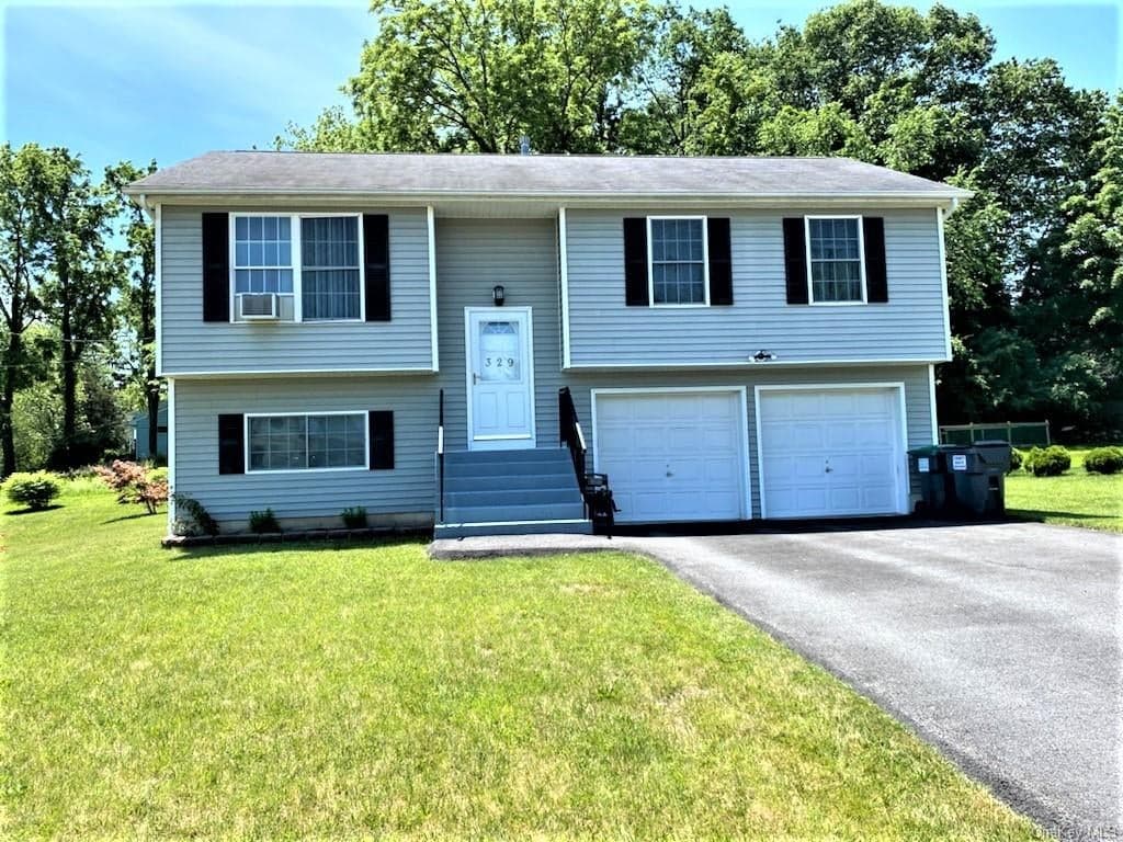 329 Aristotle Drive photo 1