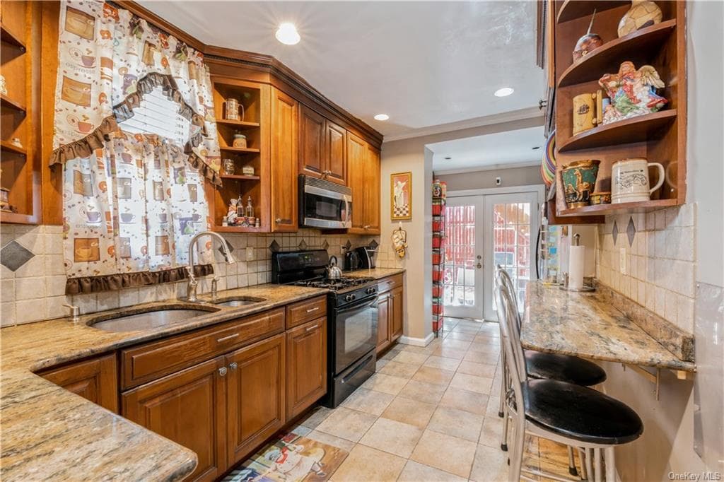 97 Ocean Parkway photo 1