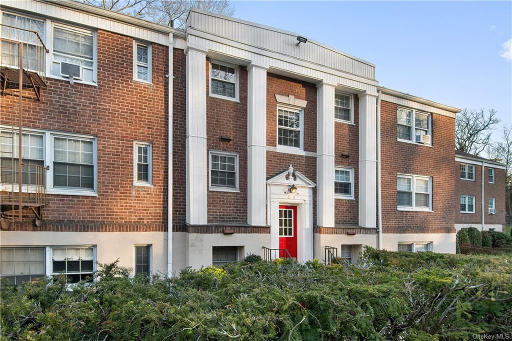 61 N Rockledge Road Unit: GRF, Bronxville