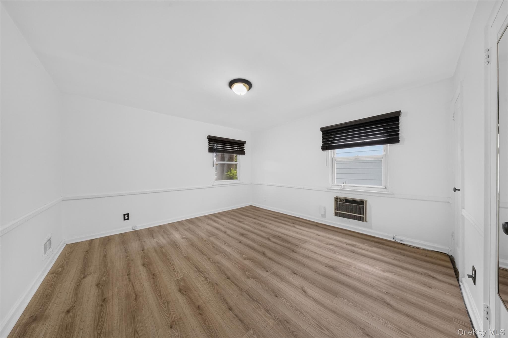 163-07 21st Avenue thumbnail 6