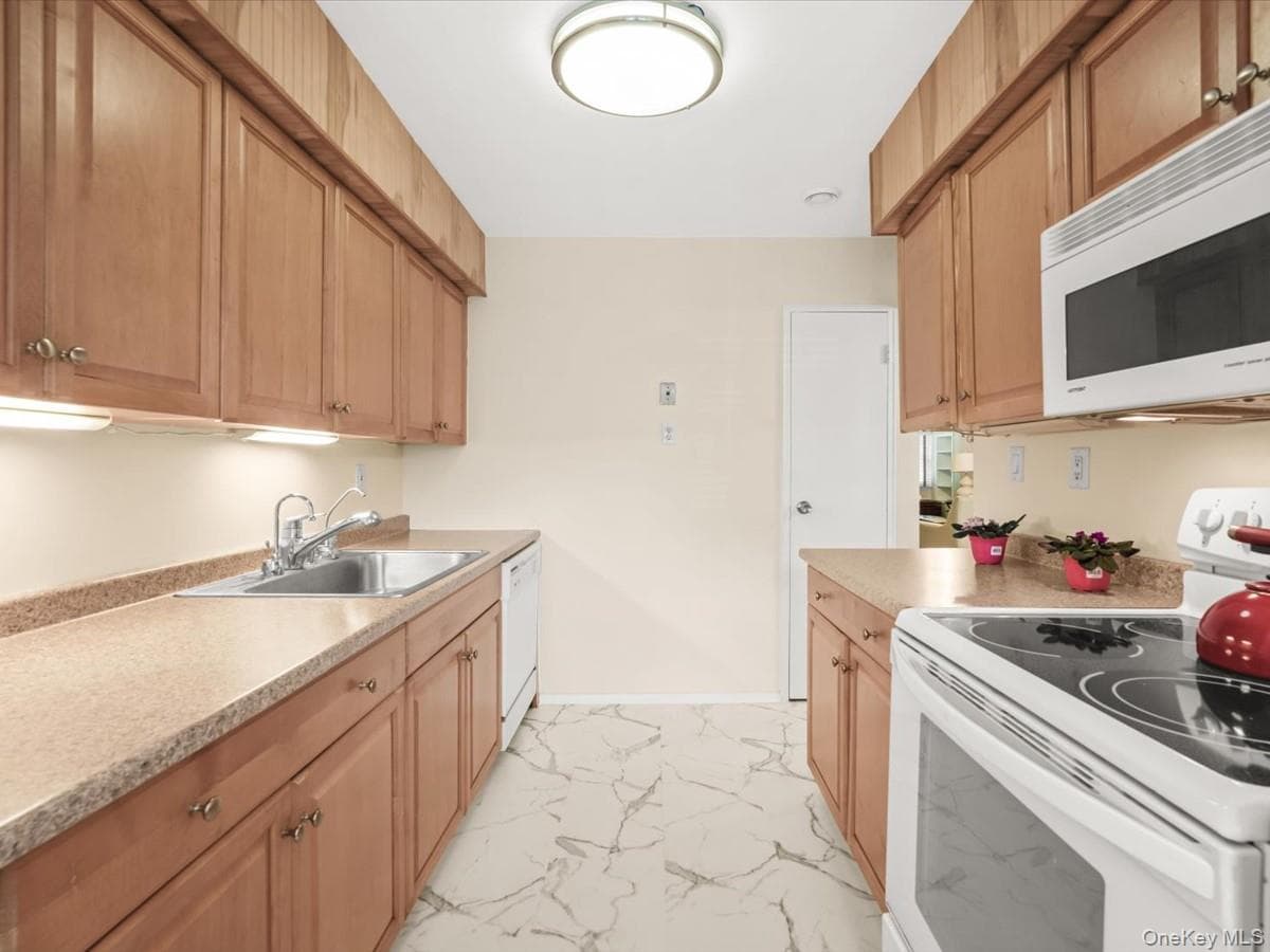 251 Village Drive Unit: 251 thumbnail 10