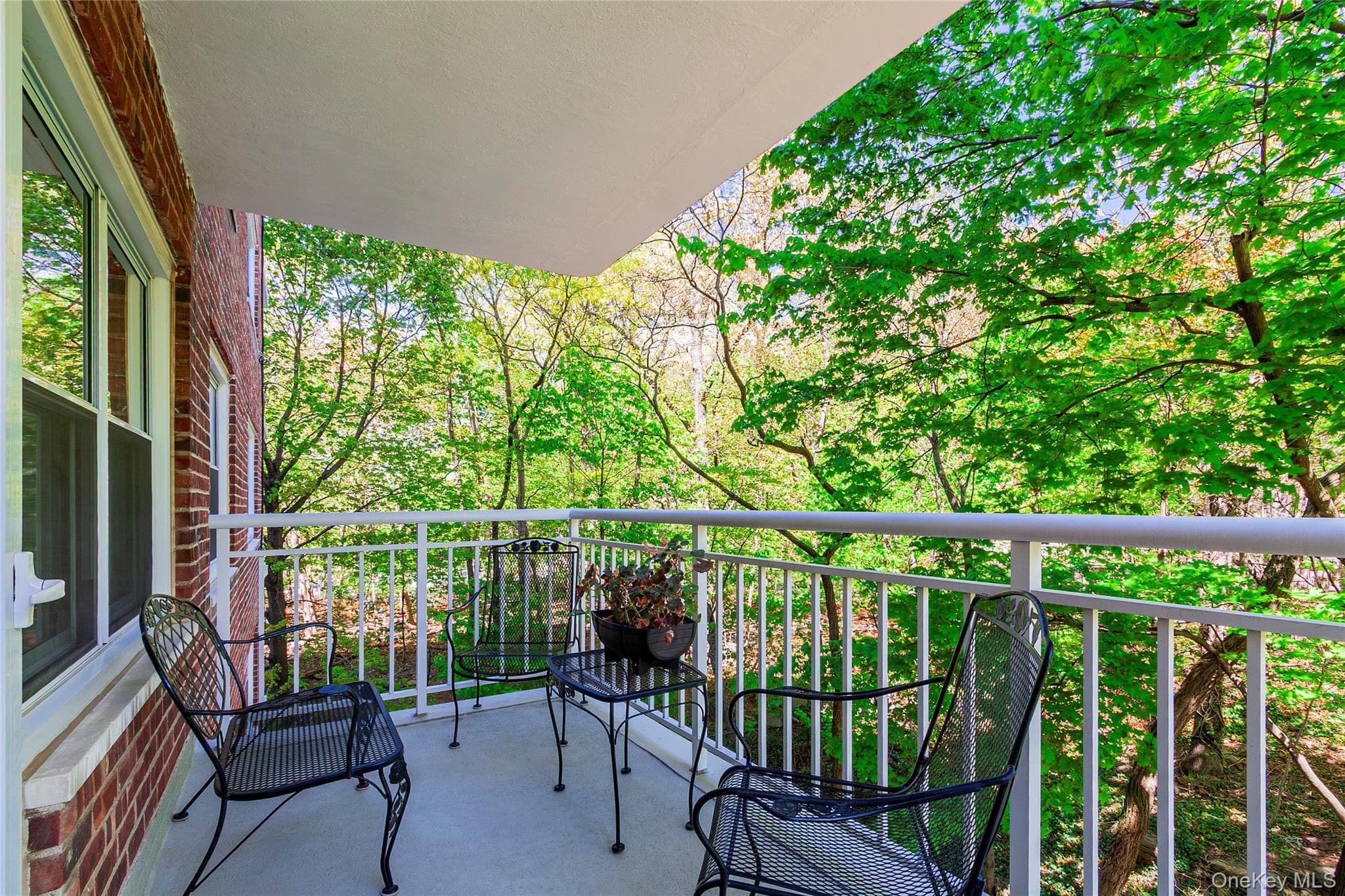 3935 Blackstone Avenue Unit: 3C thumbnail 7