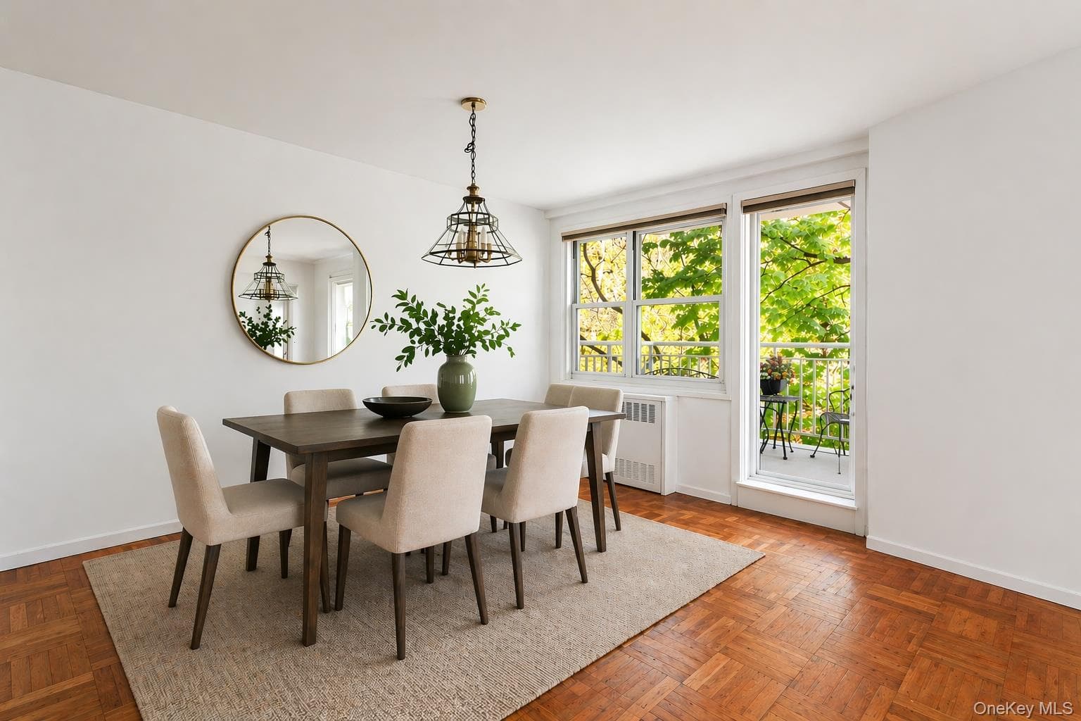 3935 Blackstone Avenue Unit: 3C thumbnail 5