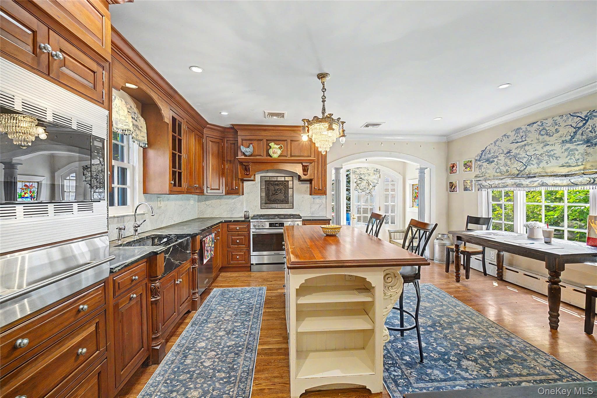 1120 Shore Road thumbnail 19