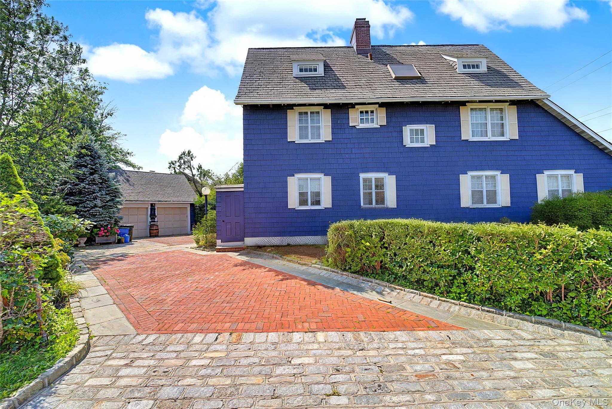 1120 Shore Road thumbnail 12