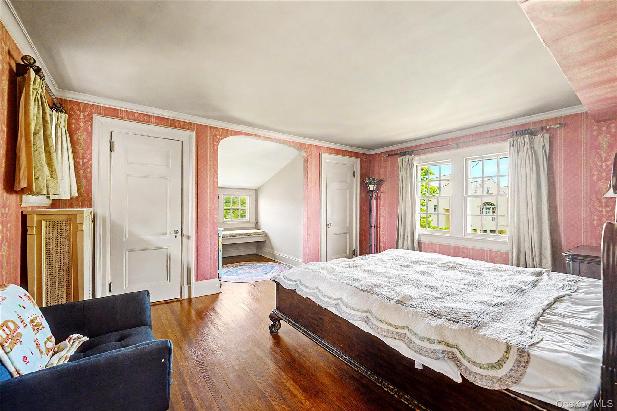 1120 Shore Road thumbnail 30