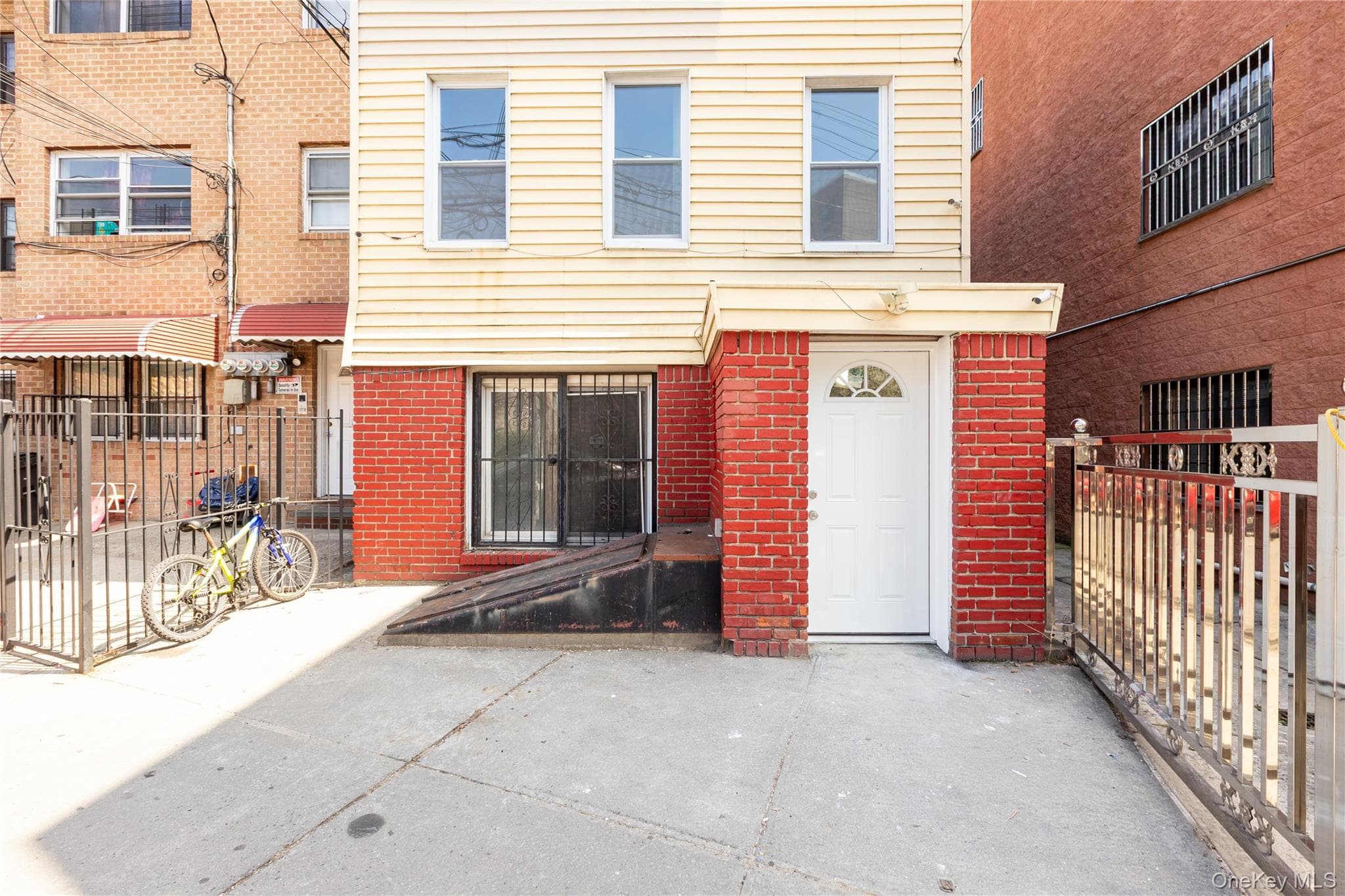 10030 Martense Avenue photo 1