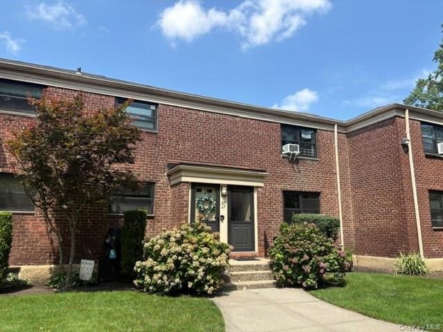 21947 74th Avenue Unit: A1, Oakland Gardens