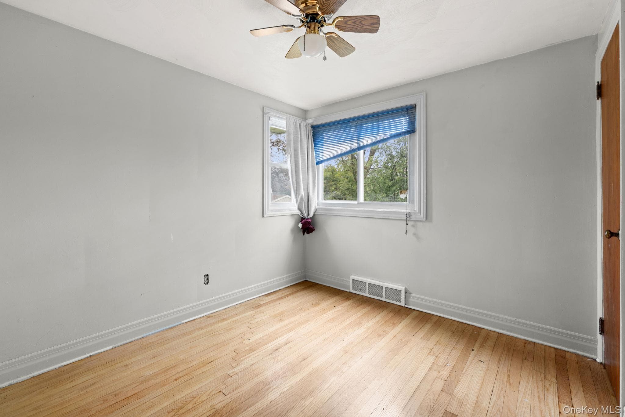 1115 Salt Springs Road thumbnail 11