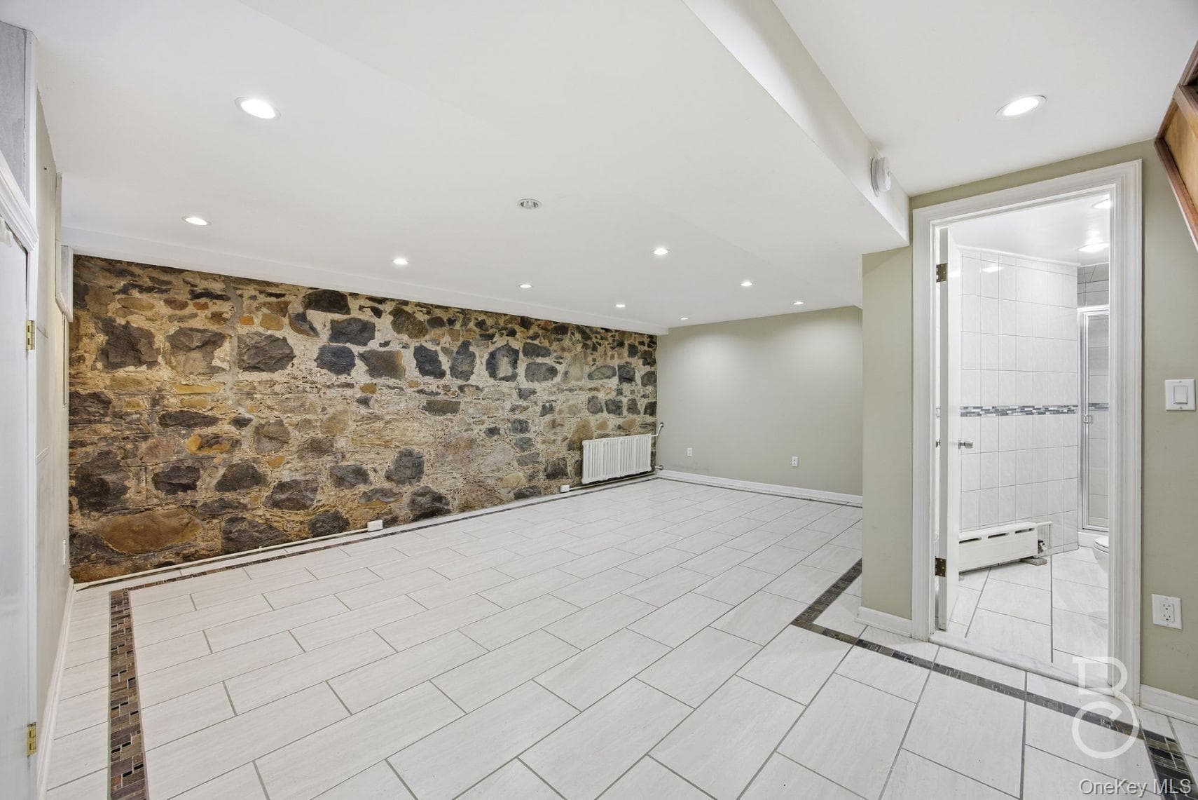 31-73 41st Street thumbnail 18