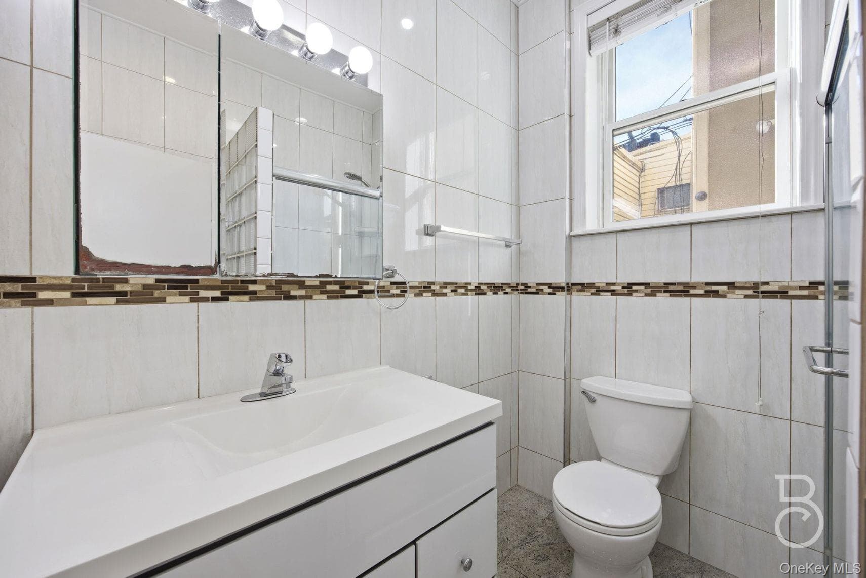 31-73 41st Street thumbnail 17