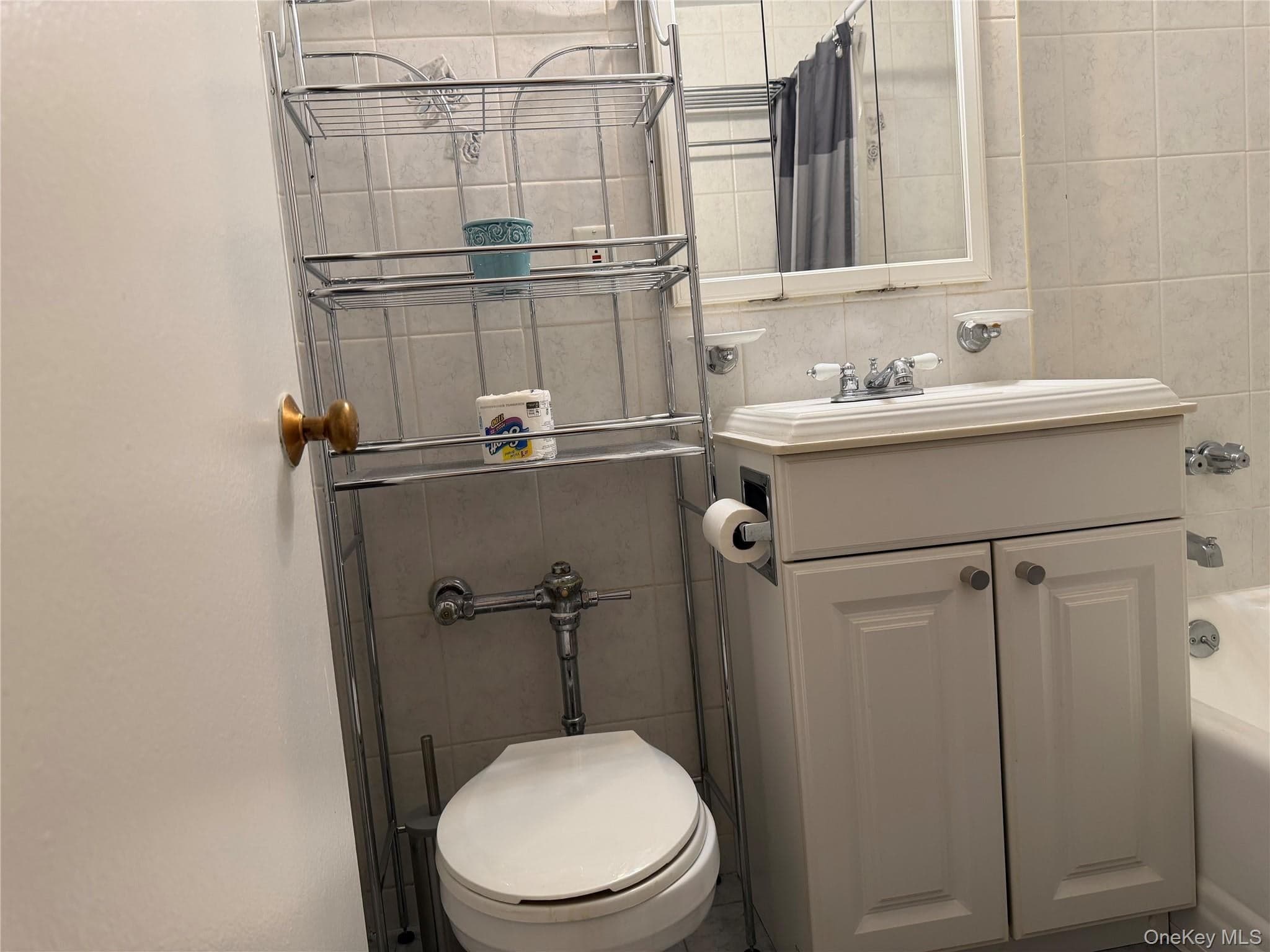 43-25 Douglaston Parkway Pkwy Unit: 4E thumbnail 10