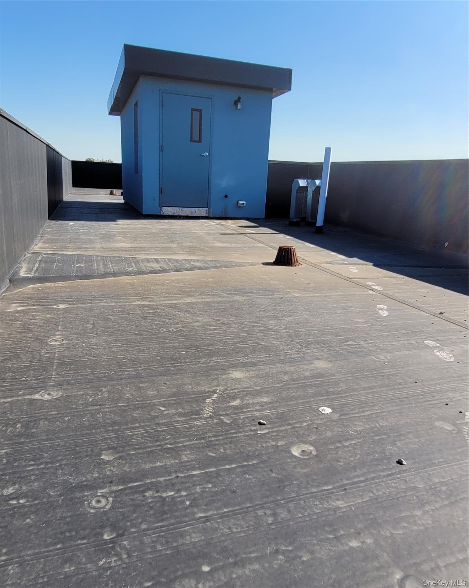 3550 Laconia Avenue thumbnail 17