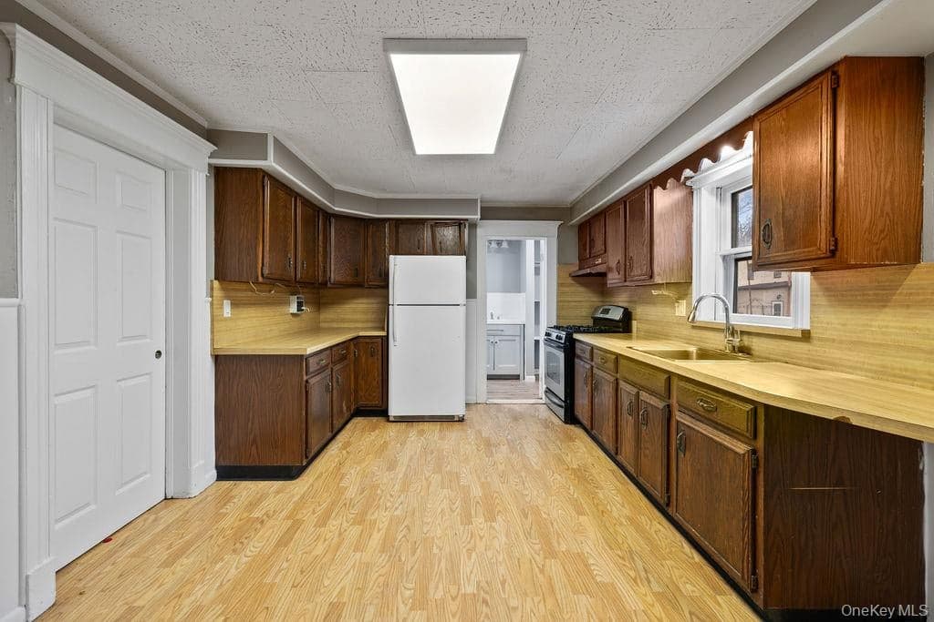 38 Cosgrove Avenue thumbnail 13