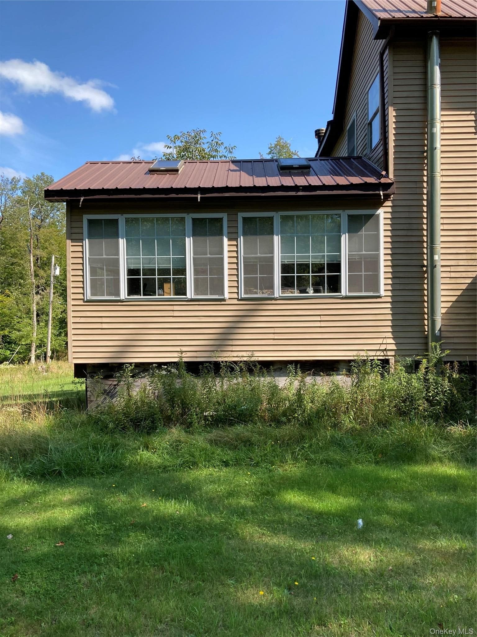 699 Budd Road thumbnail 10