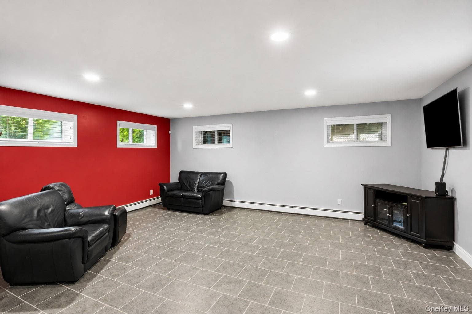 7 Monterey Drive thumbnail 32