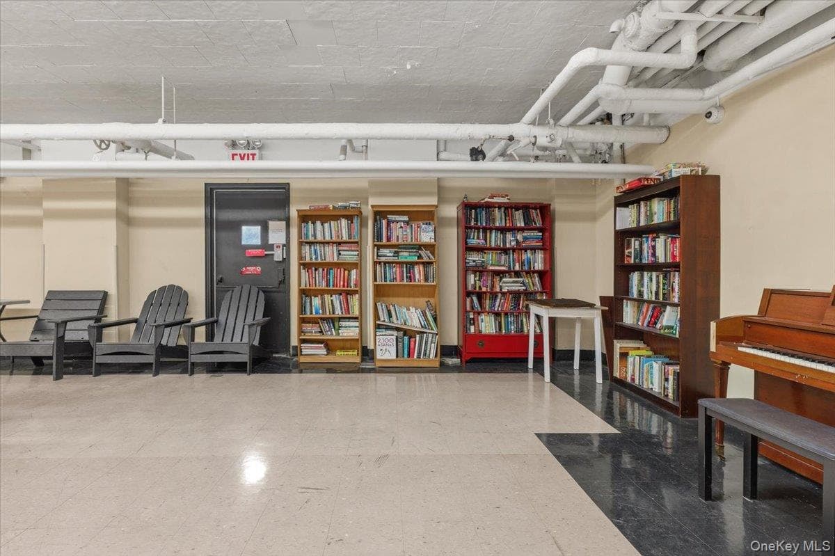 80 Knolls Crescent Unit: 6B thumbnail 12