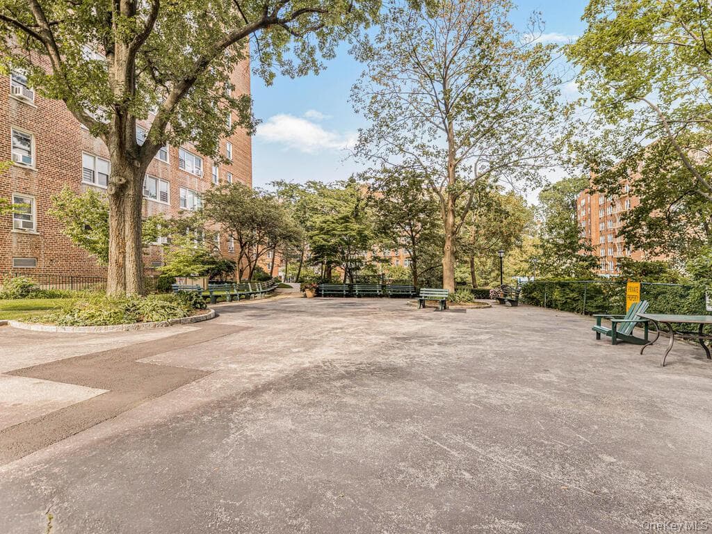 80 Knolls Crescent Unit: 6B thumbnail 27