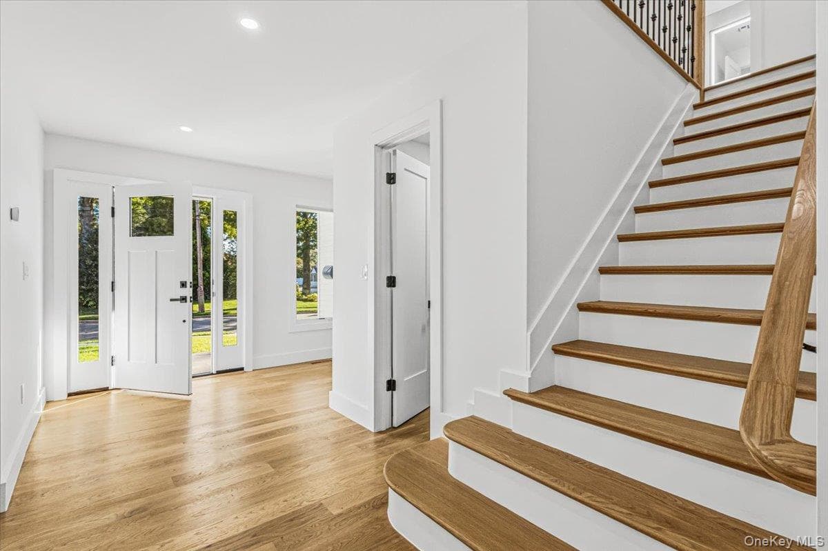 448 Coolidge Street thumbnail 6