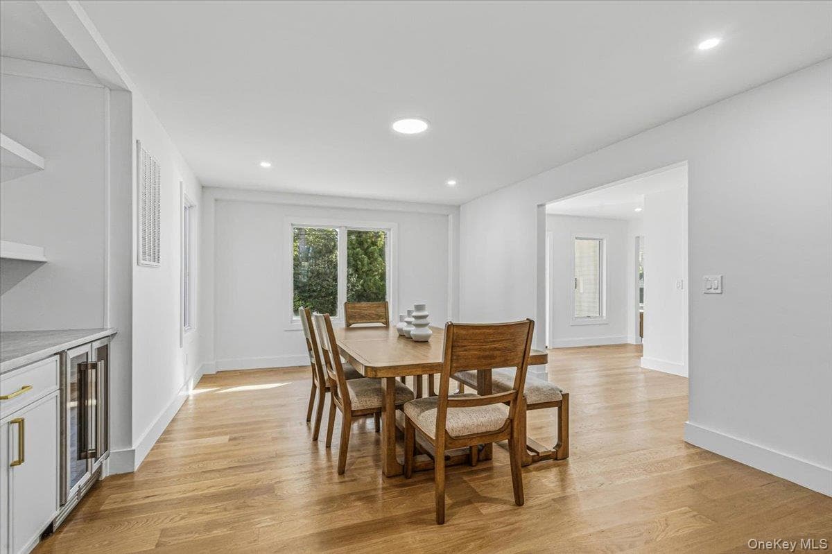 448 Coolidge Street thumbnail 19