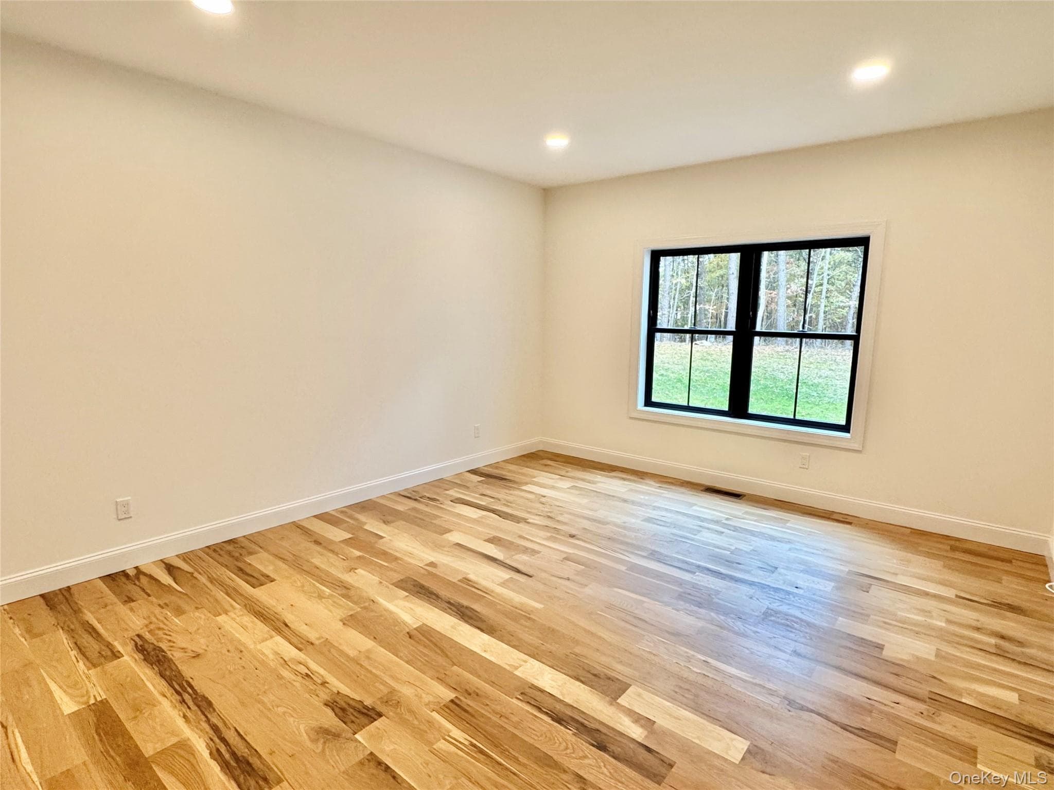 18 Dayton Avenue thumbnail 19