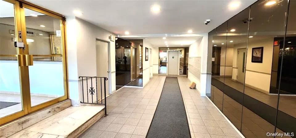 222-89 Braddock Avenue Unit: 3-E thumbnail 14