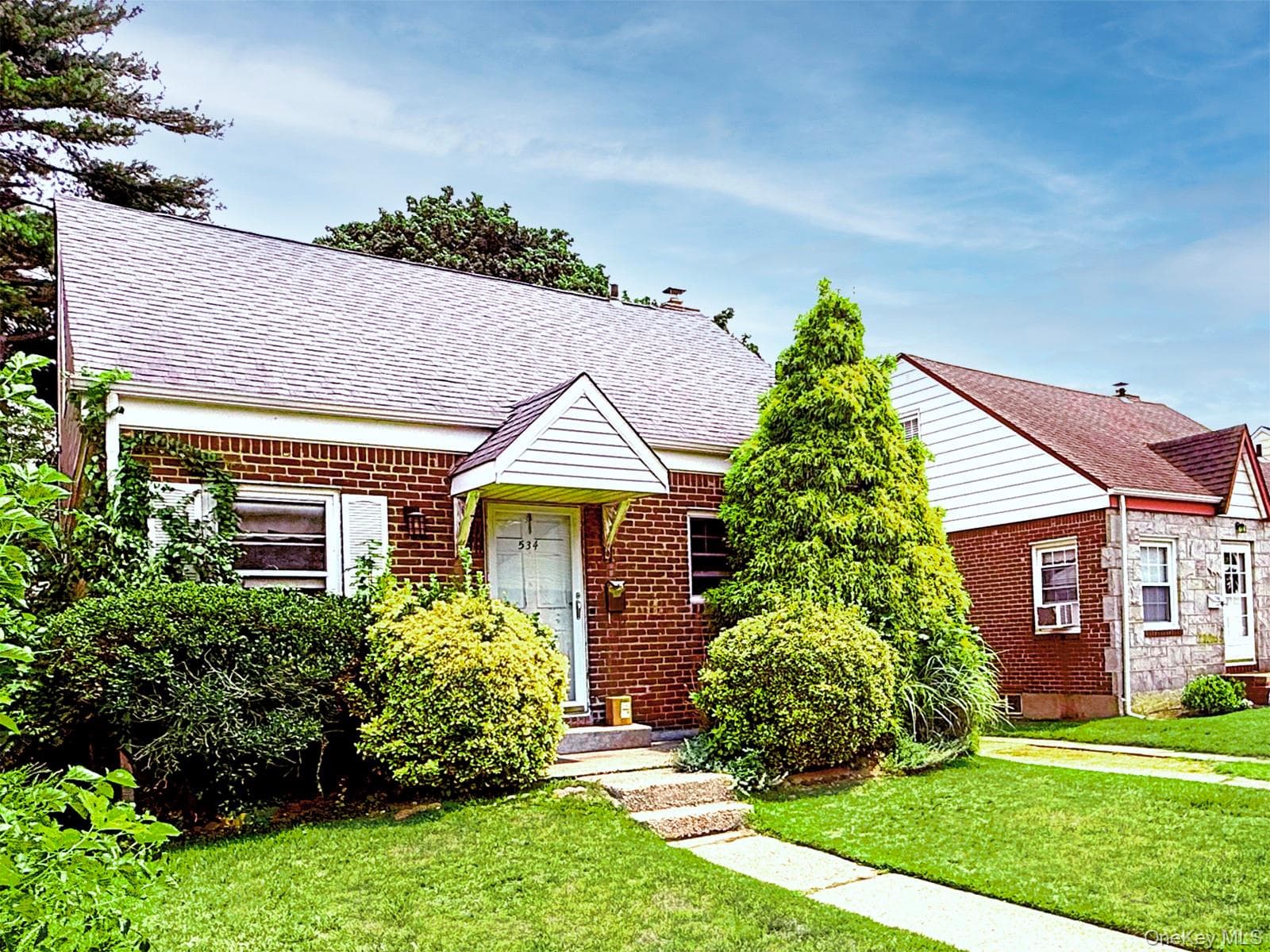 534 Sperry Boulevard, New Hyde Park
