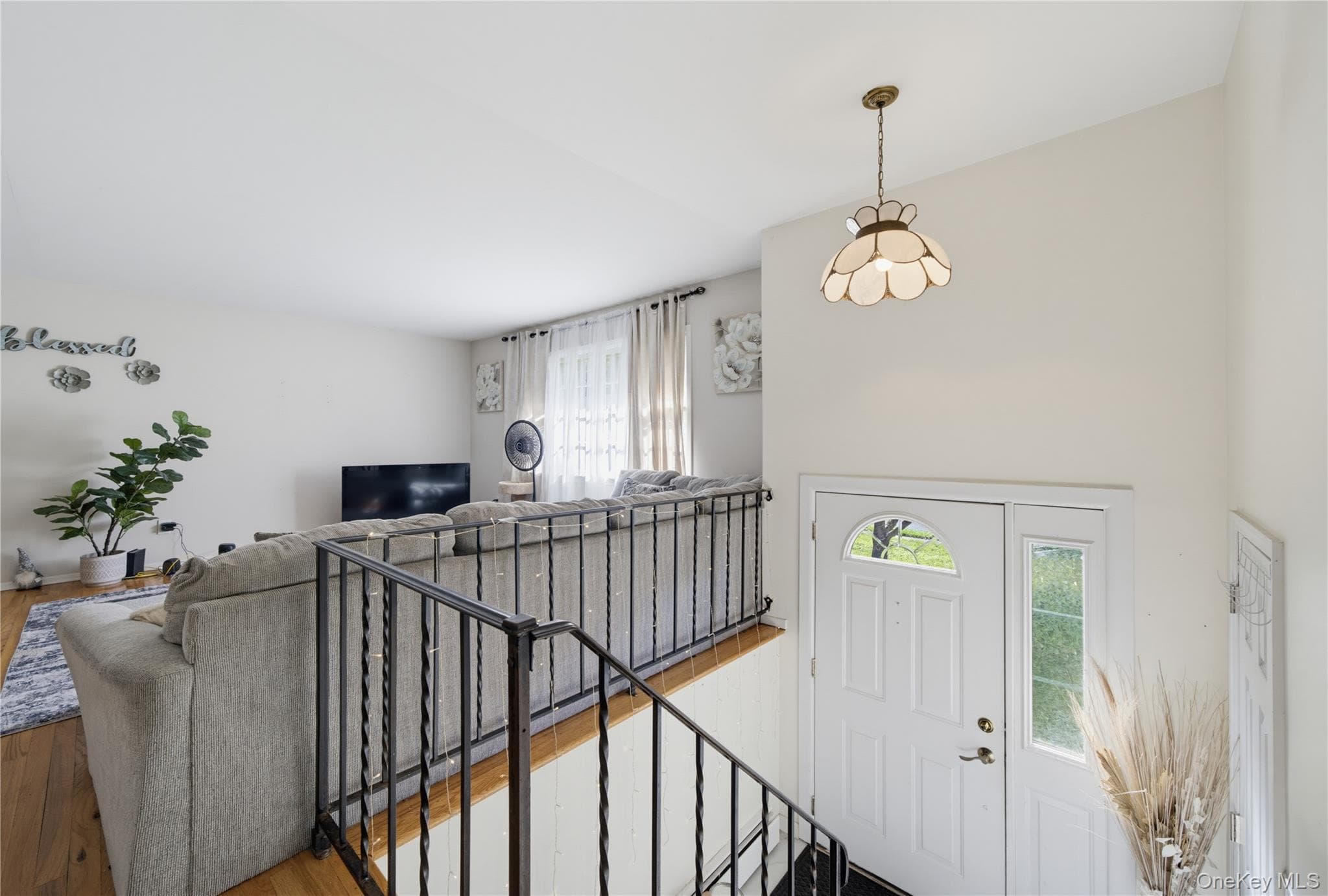 124 Barnes Road thumbnail 2