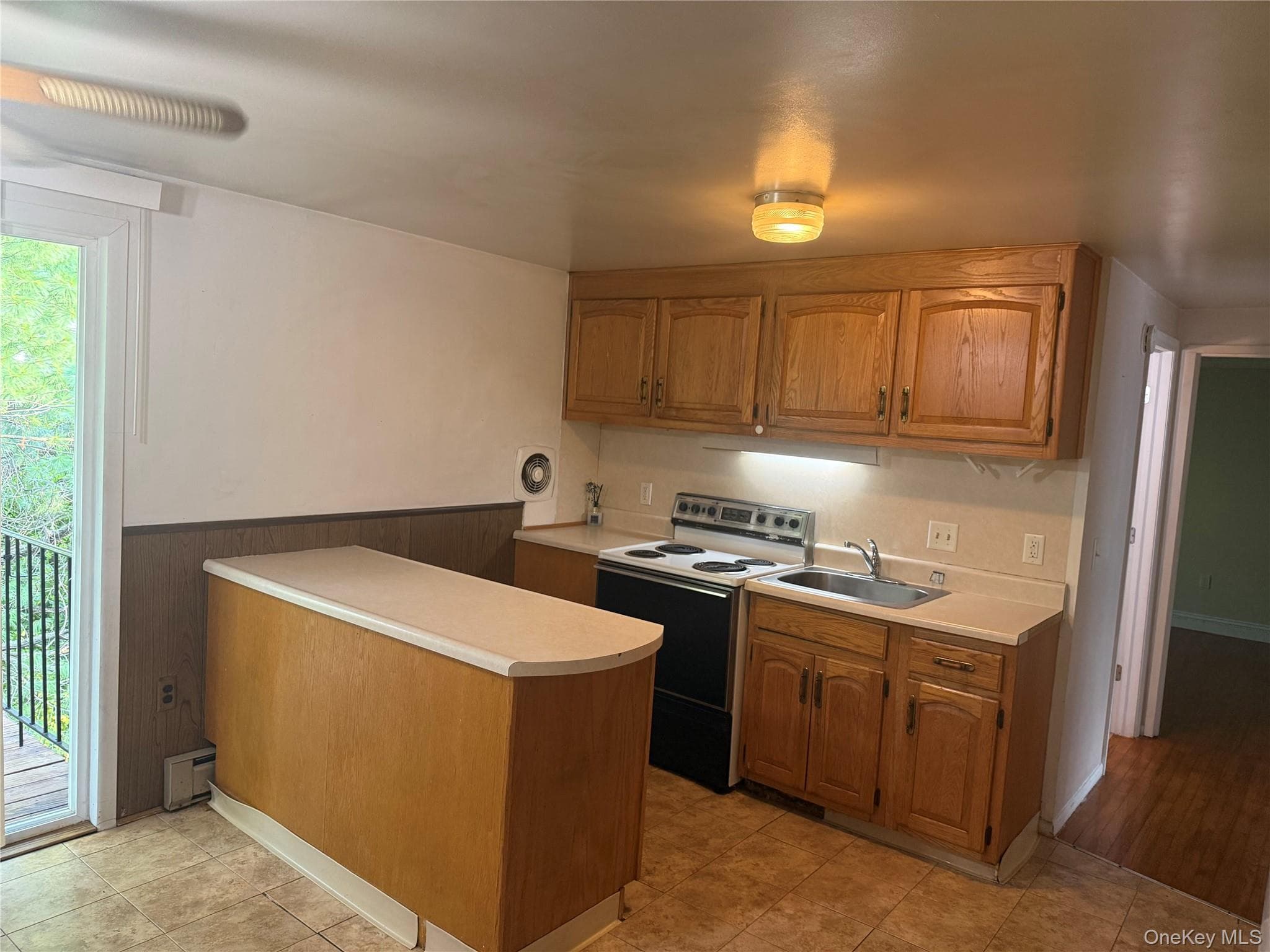 508 Parr Meadow Drive Unit: 5H thumbnail 2