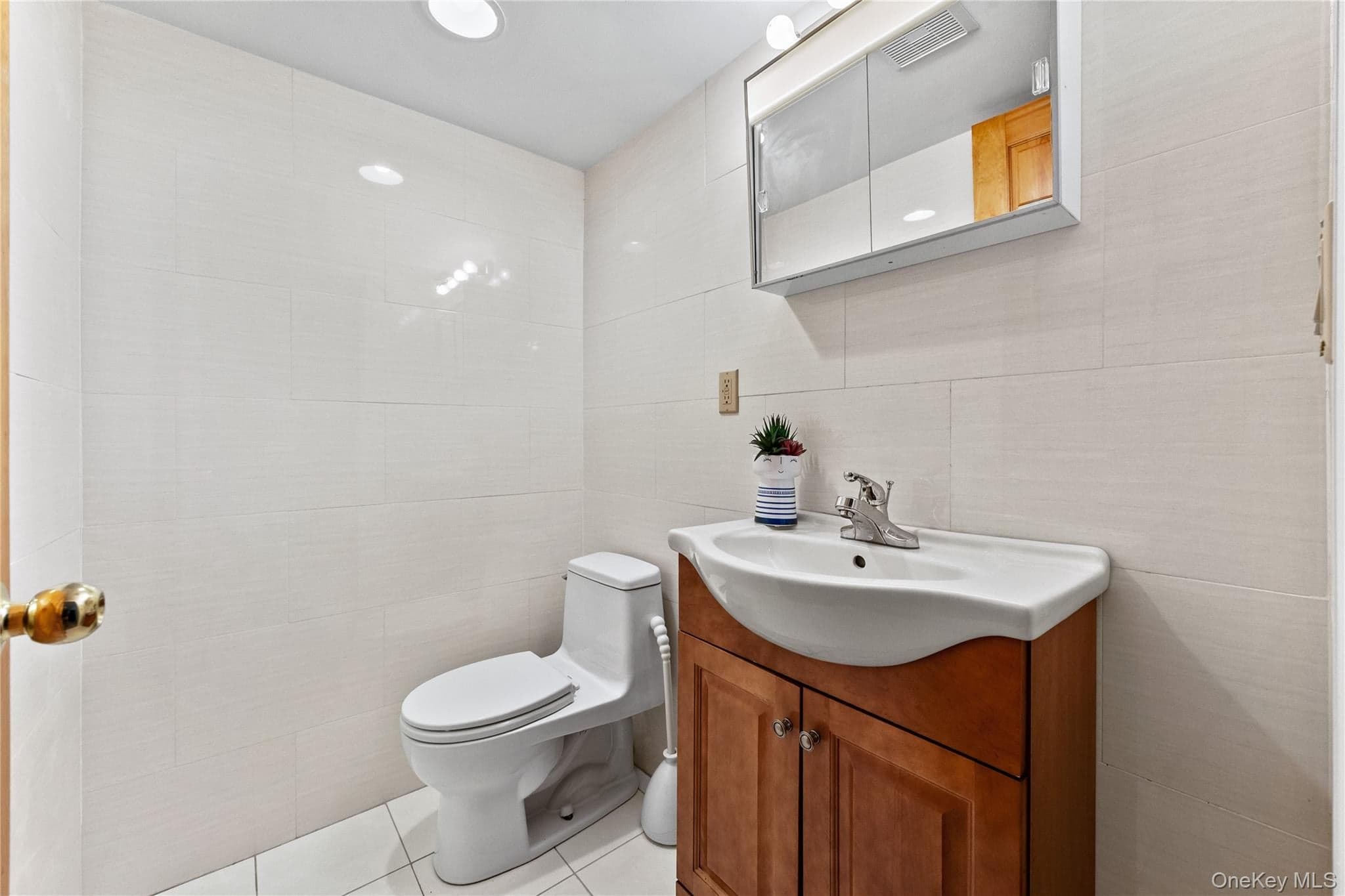 58-11 183rd Street thumbnail 34
