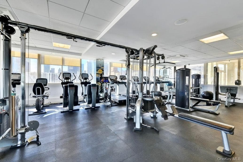 220 E 65th Street Unit: 11C thumbnail 11