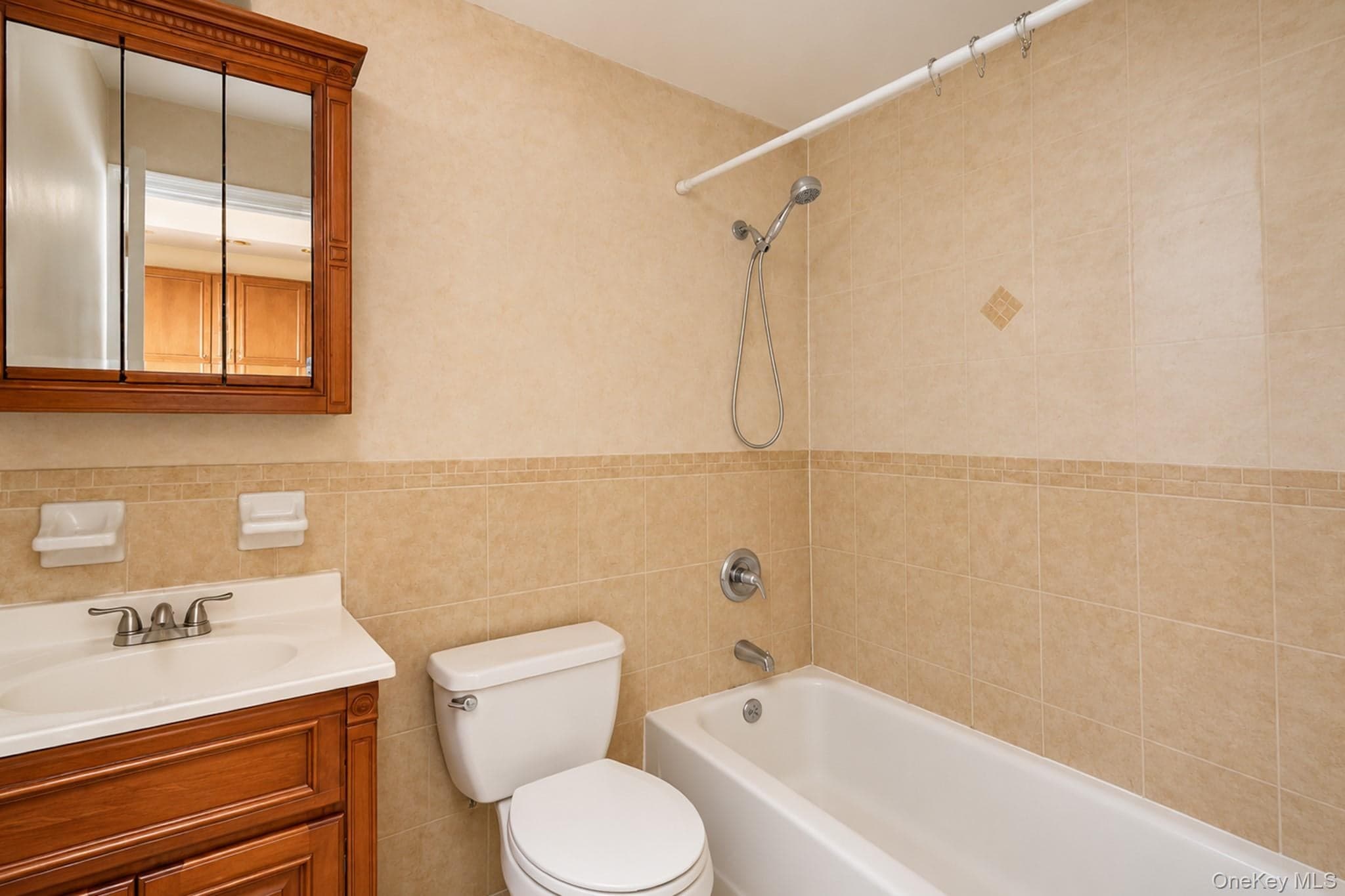 121 Montauk Avenue thumbnail 19