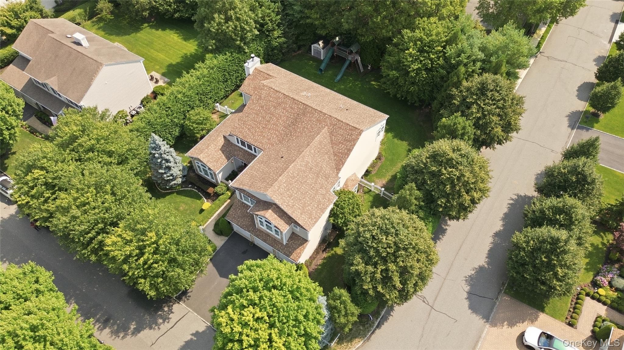 35 Monterrey Drive thumbnail 38
