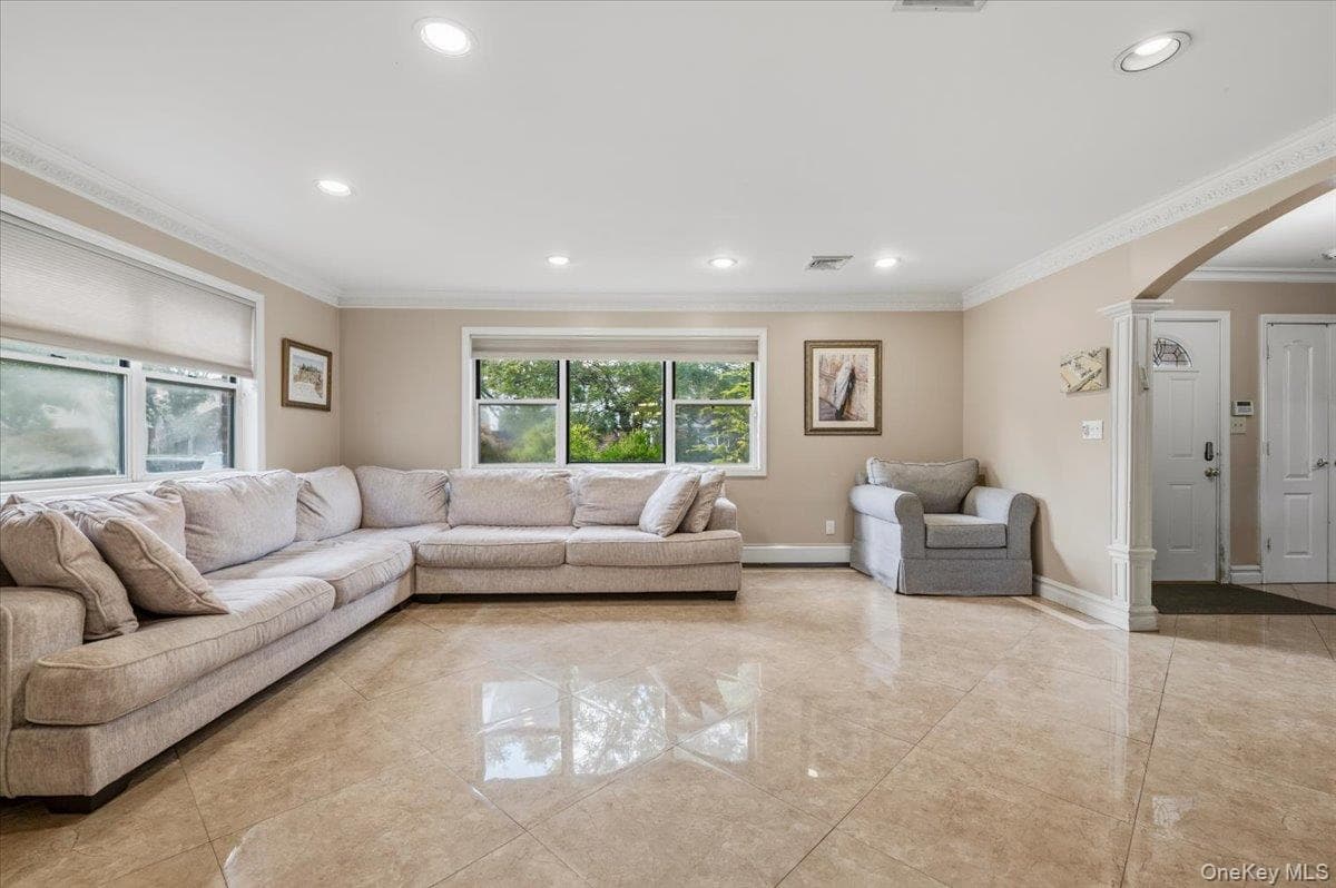 609 Meehan Avenue thumbnail 5