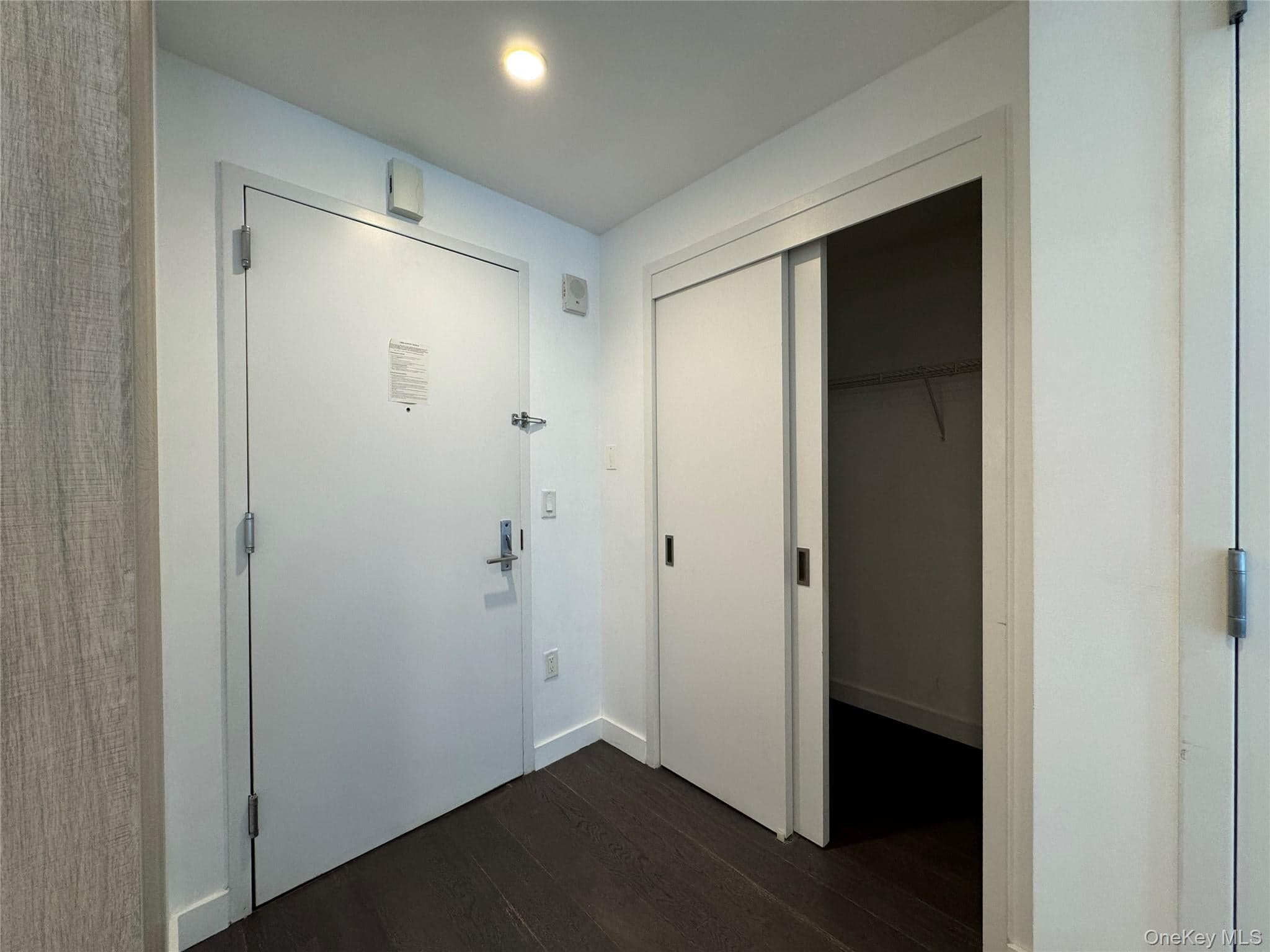 131-05 40 Rd Unit: 15L photo 1