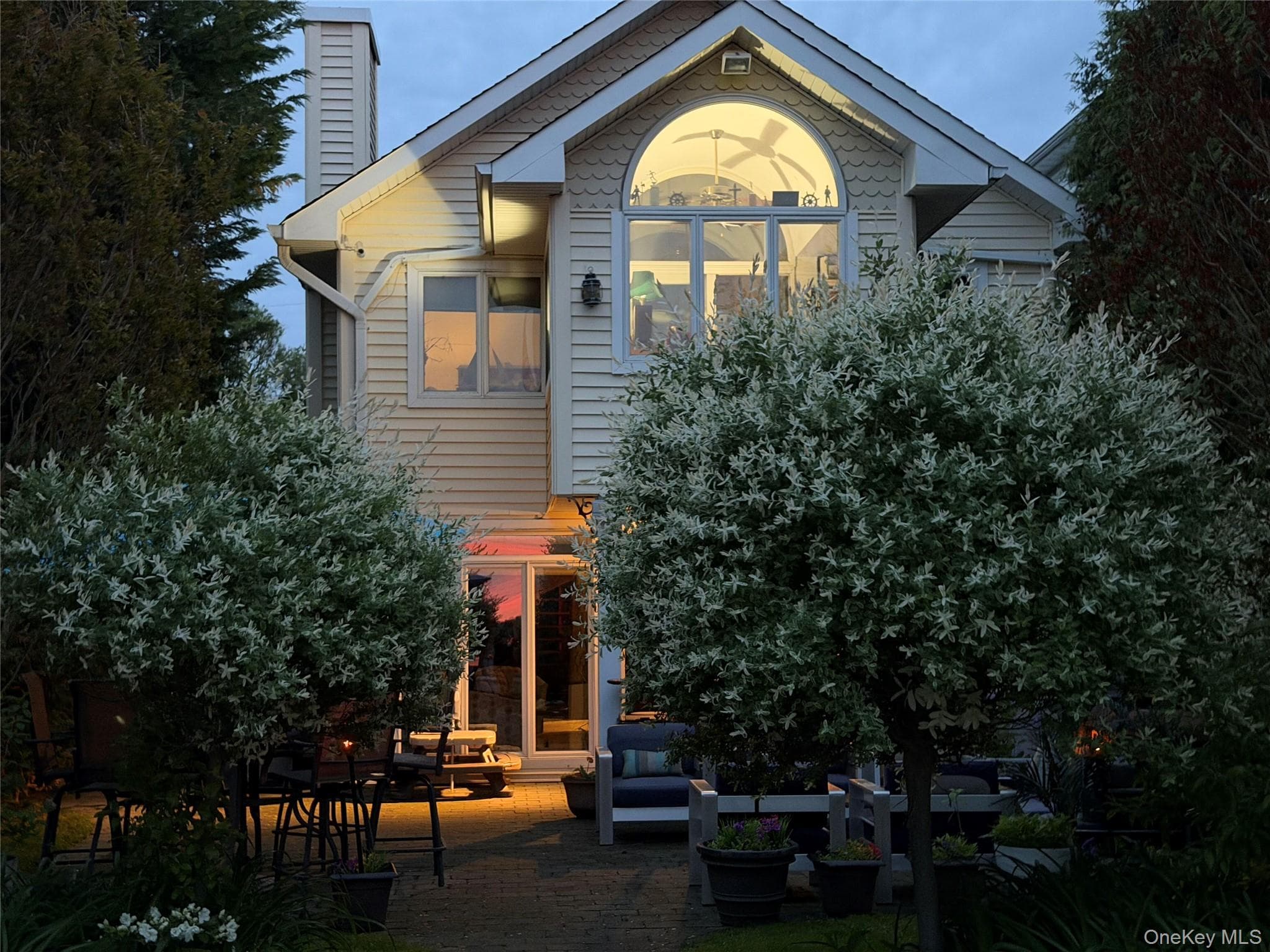 101 Bay Street photo 1