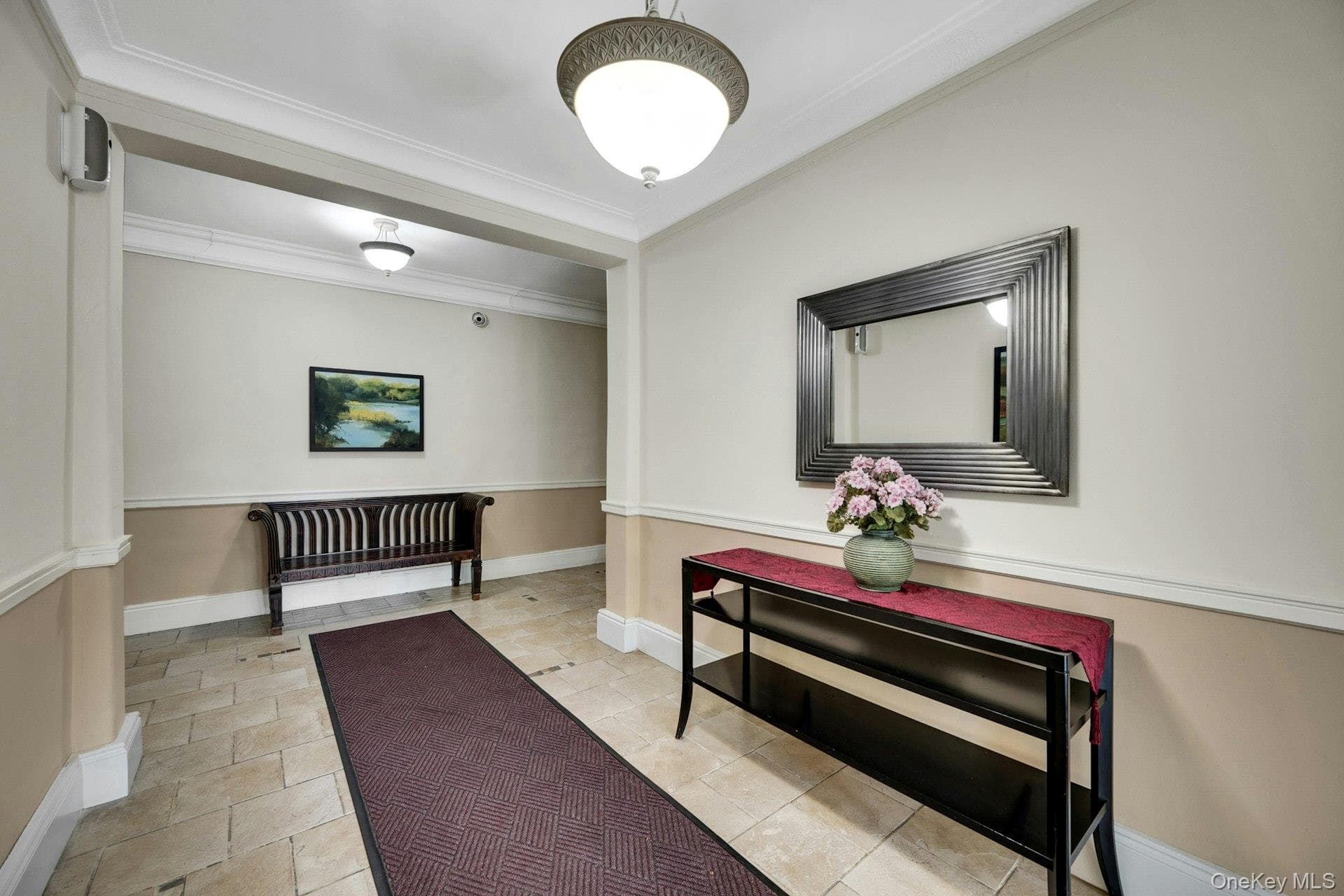 472 Gramatan Avenue Unit: A3 thumbnail 4