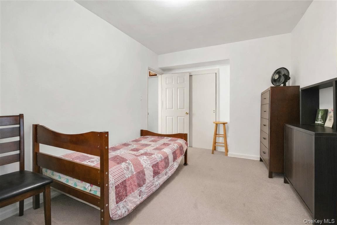 141-05 Pershing Crescent Unit: 516 thumbnail 22
