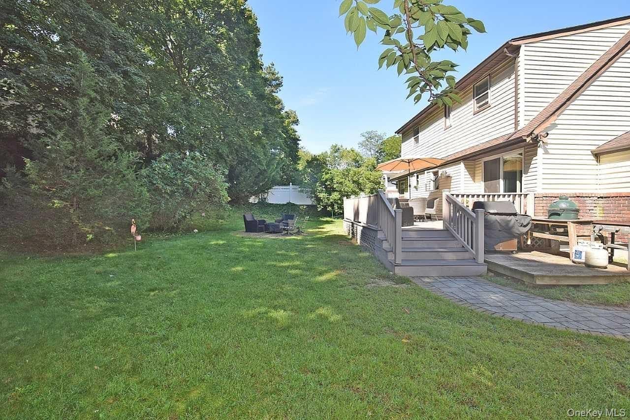 90 Cornell Drive thumbnail 22