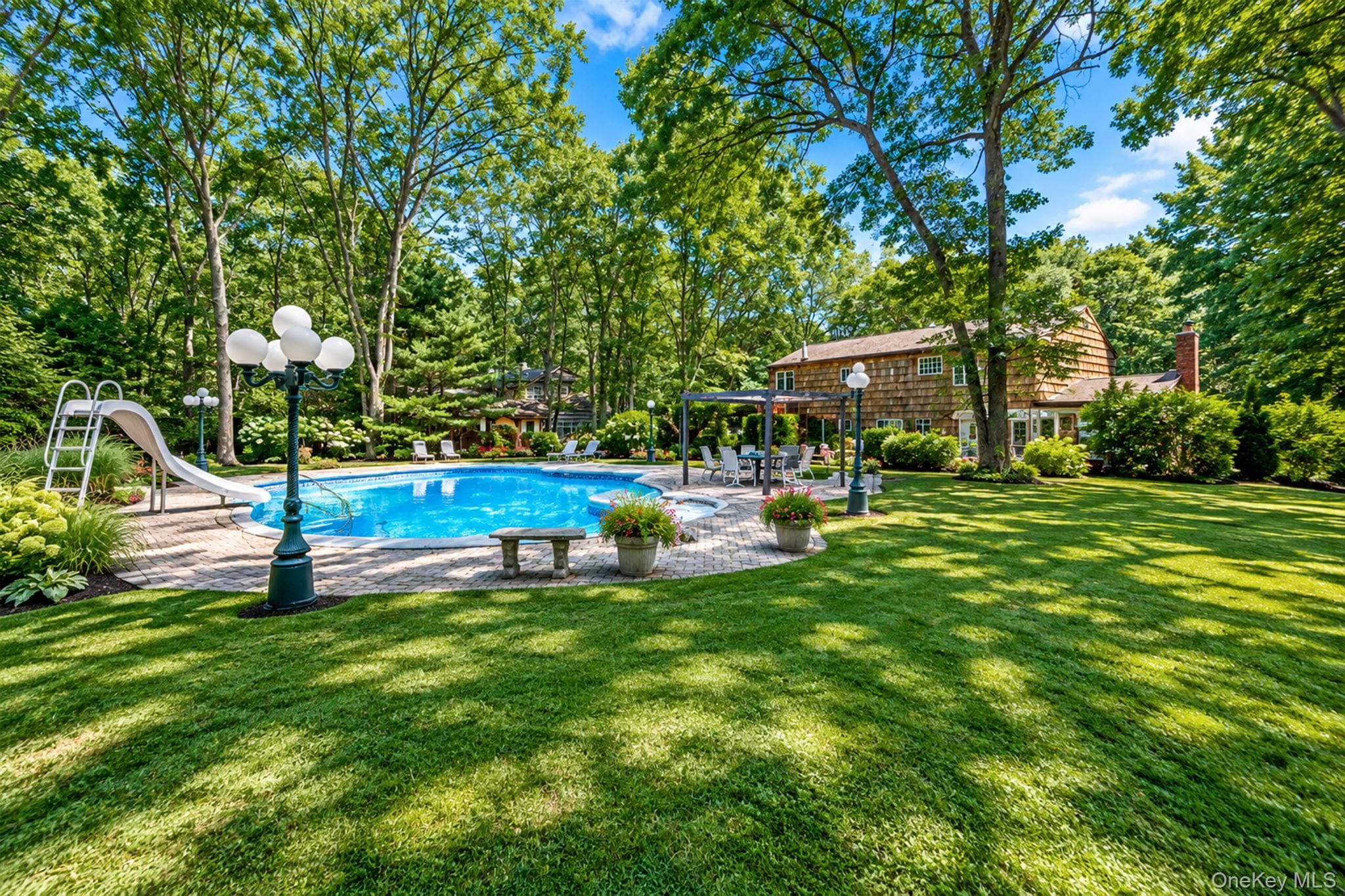 35 Hastings Drive thumbnail 46