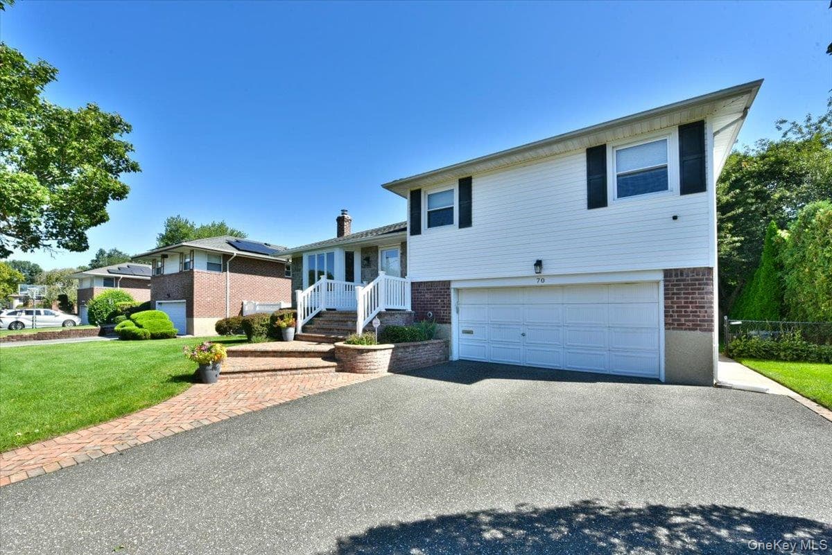 70 Glenwood Road thumbnail 3