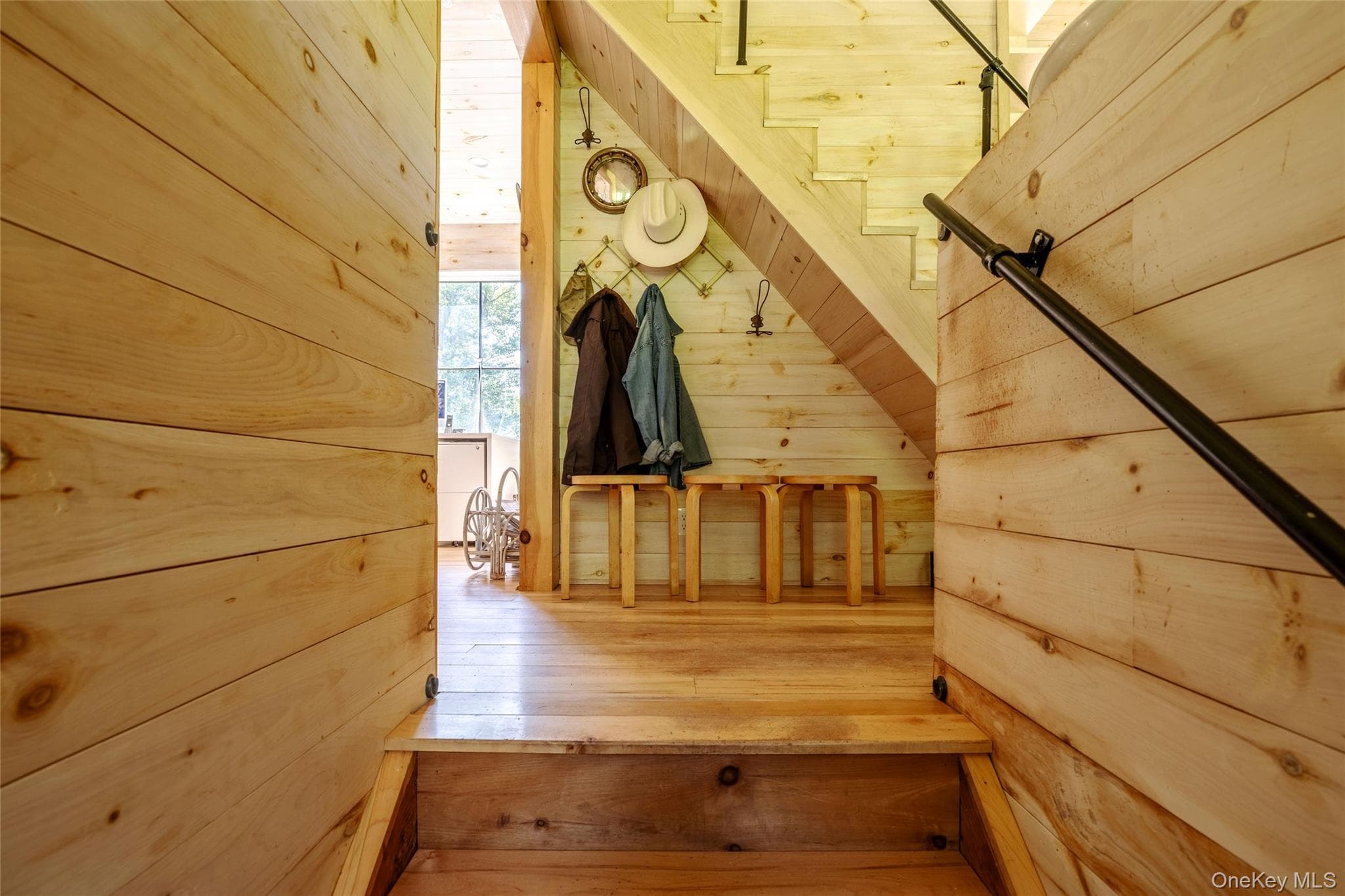 377 Reinertsen Hill Road thumbnail 8